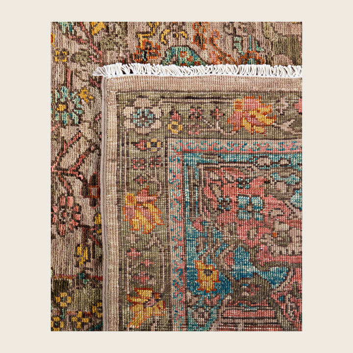 Image for Beige Soluna Traditional Wool Rug - 8'4" x 9'11"