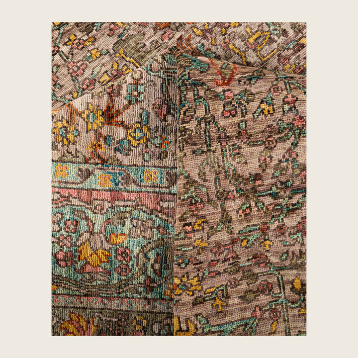Image for Beige Soluna Traditional Wool Rug - 8'4" x 9'11"