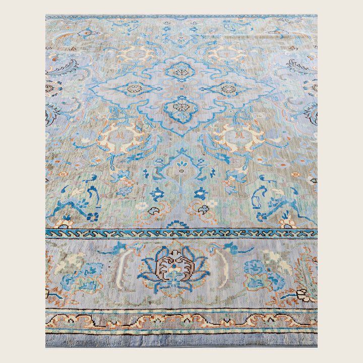 Image for Grey Soluna Traditional Wool Rug - 8'2" x 9'1