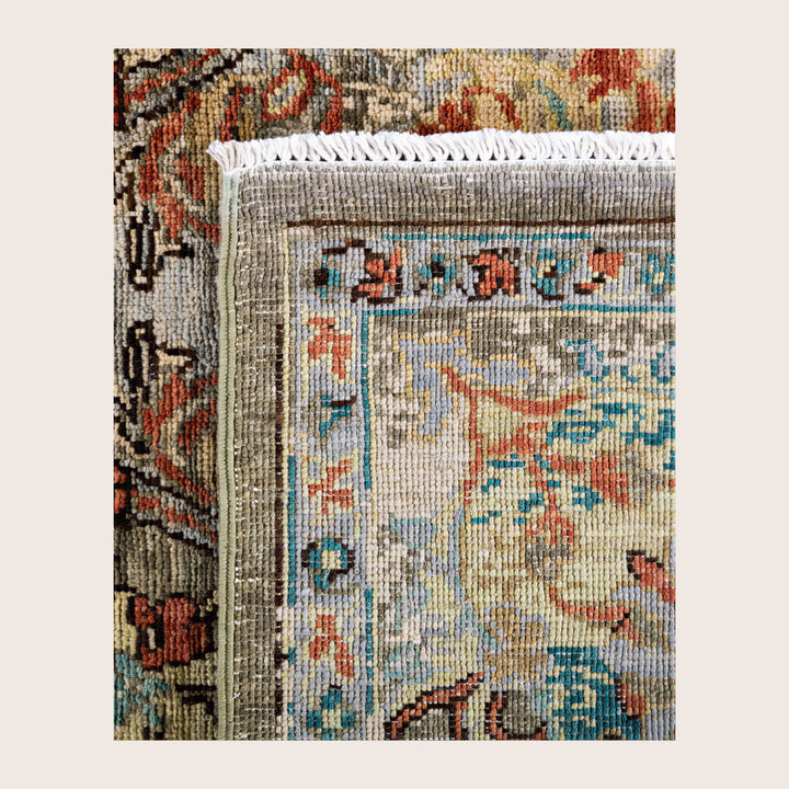 Image for Green Soluna Traditional Wool Rug - 6' x 9'