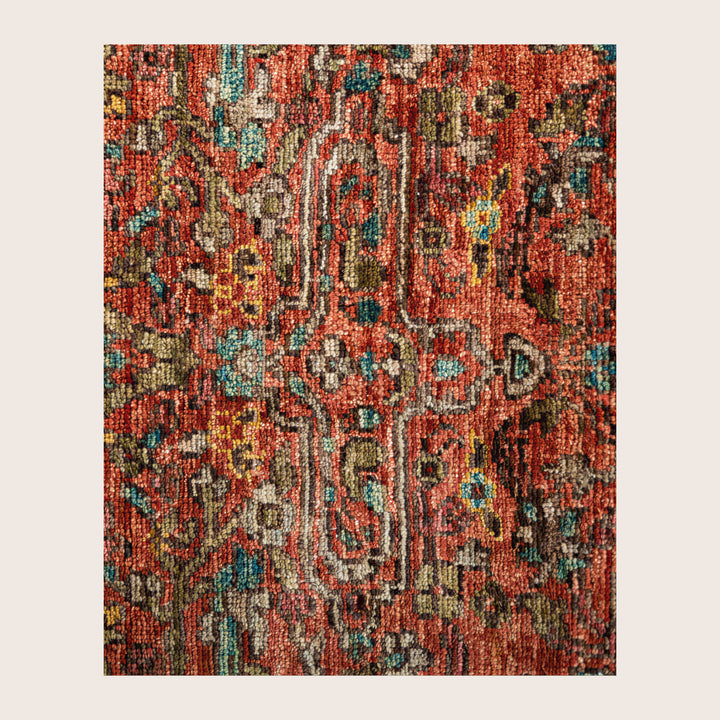 Image for Red Soluna Traditional Wool Rug - 6' x 9'
