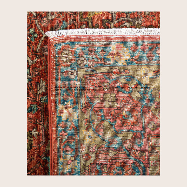 Image for Red Soluna Traditional Wool Rug - 6' x 9'