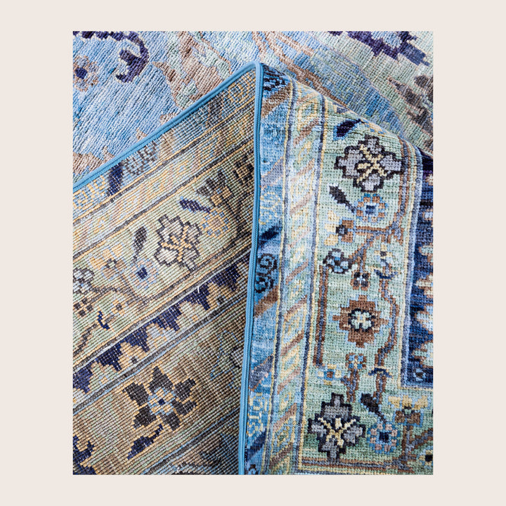 Image for Blue Soluna Traditional Wool Rug - 6' x 9'