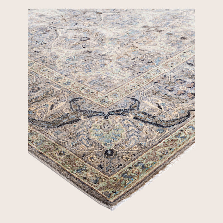 Image for Grey Soluna Traditional Wool Rug - 6'1" x 9'2"