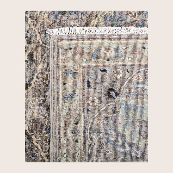 Image for Grey Soluna Traditional Wool Rug - 6'1" x 9'2"
