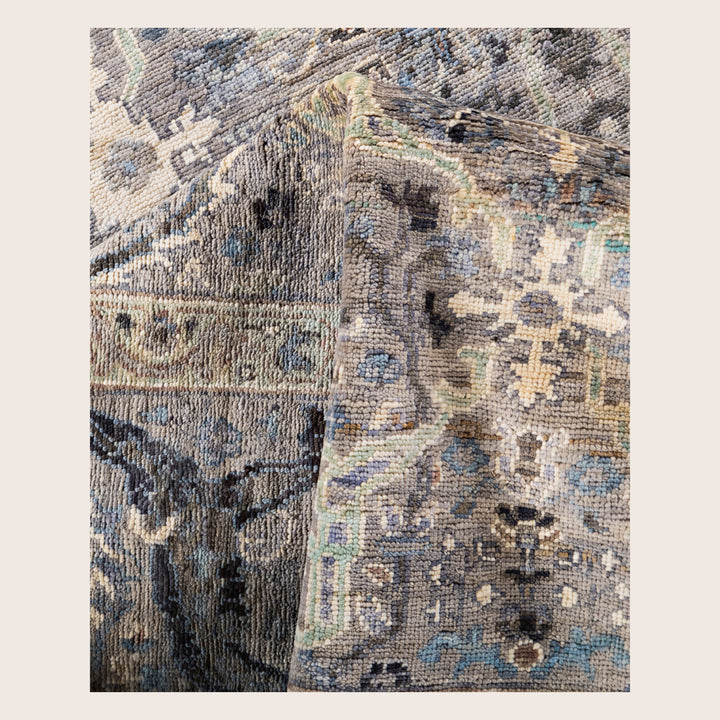 Image for Grey Soluna Traditional Wool Rug - 6'1" x 9'2"