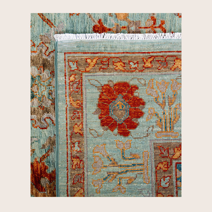 Image for Green Soluna Traditional Wool Rug - 6' x 9'