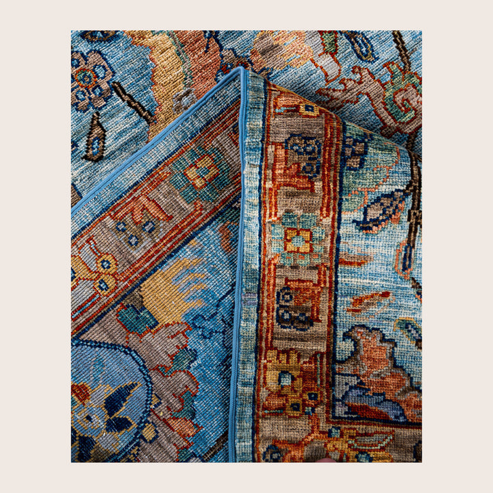 Image for Blue Soluna Traditional Wool Rug - 5'11" x 8'11"