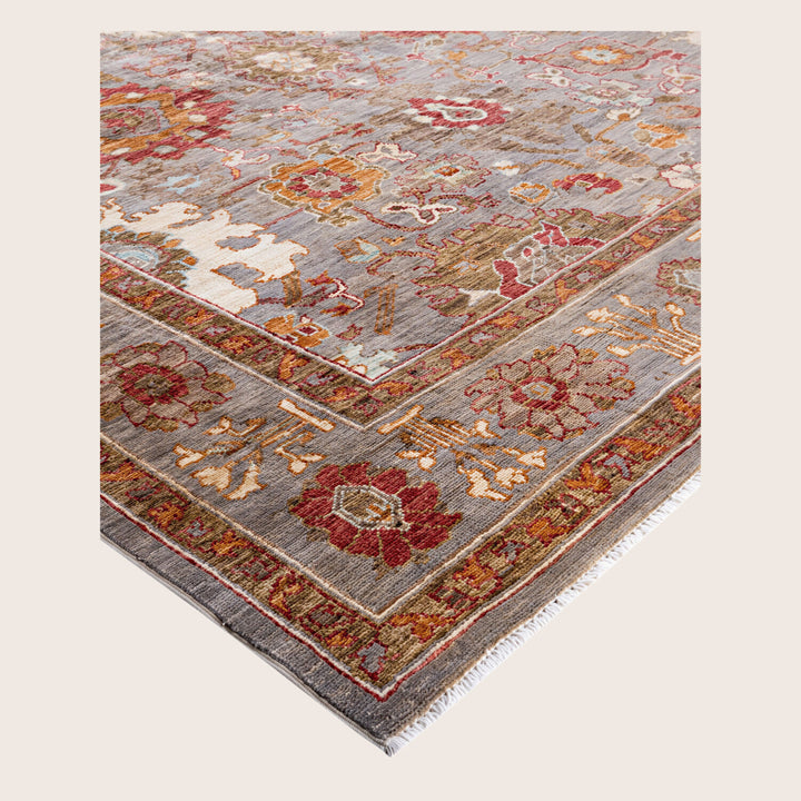 Image for Grey Soluna Traditional Wool Rug - 6'1" x 9'