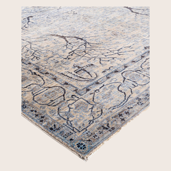 Image for Beige Soluna Traditional Wool Rug - 6'1" x 9'