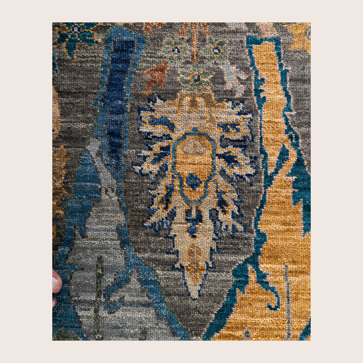 Image for Grey Soluna Traditional Wool Rug - 6'2" x 9'6"