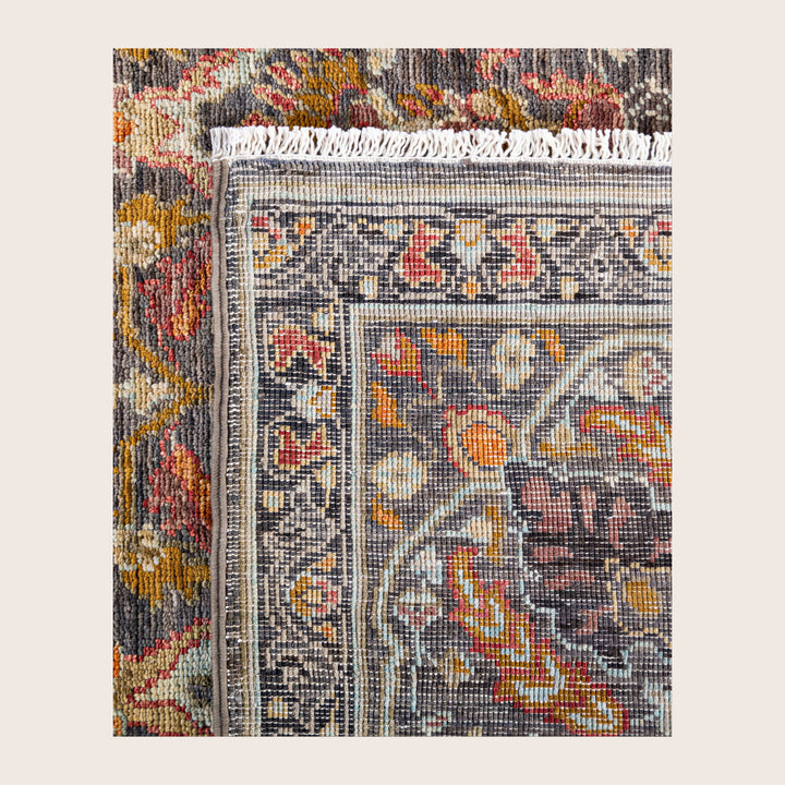 Image for Grey Soluna Traditional Wool Rug - 6'2" x 9'