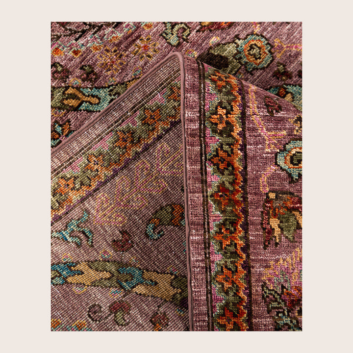 Image for Purple Soluna Traditional Wool Rug - 6'2" x 8'1
