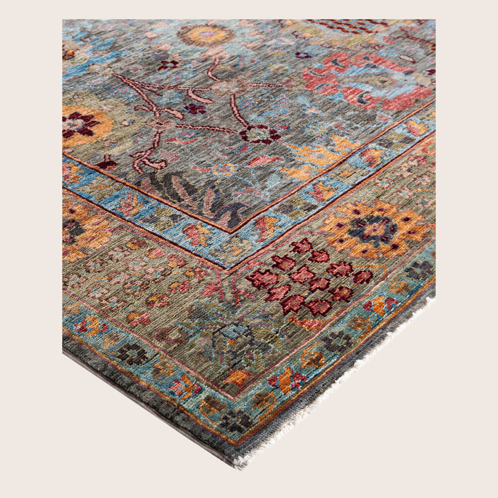 Image for Grey Soluna Traditional Wool Rug - 6'3" x 8'1