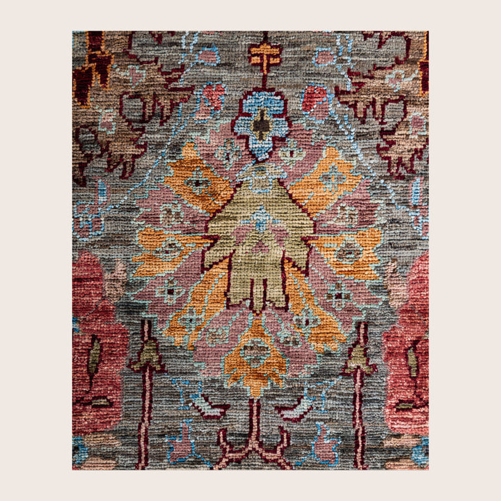Image for Grey Soluna Traditional Wool Rug - 6'3" x 8'1
