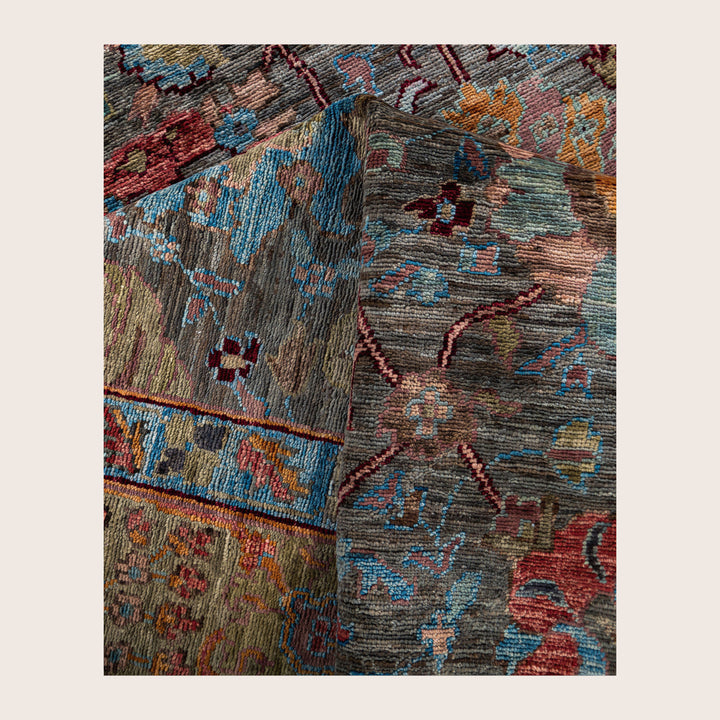 Image for Grey Soluna Traditional Wool Rug - 6'3" x 8'1