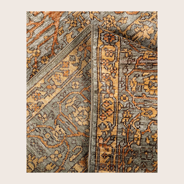 Image for Green Soluna Traditional Wool Rug - 6'1" x 8'1