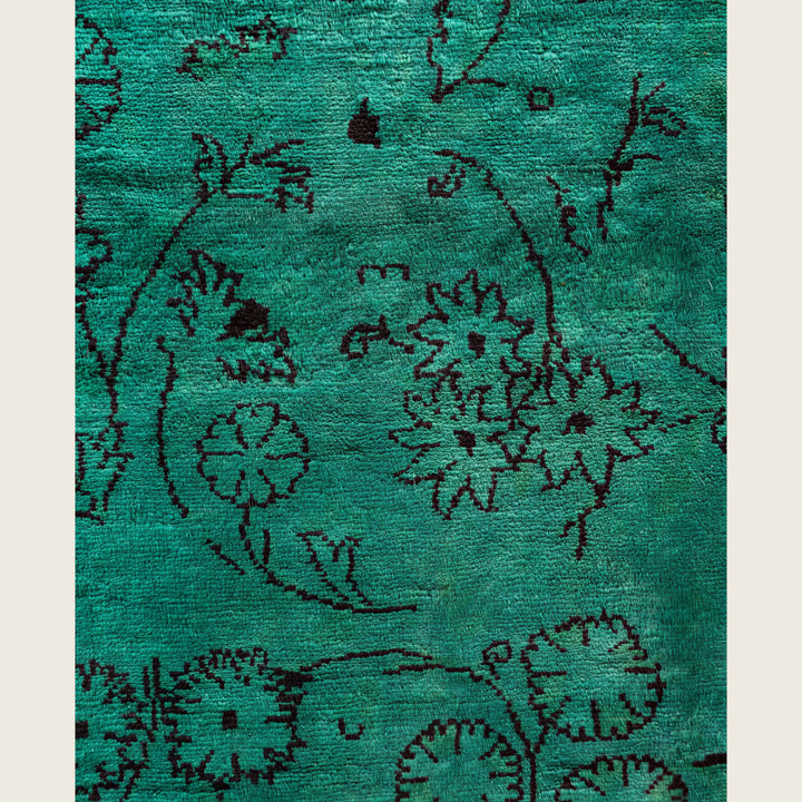 Green Traditional Samsara Wool Rug - 6'2" x 8'10"