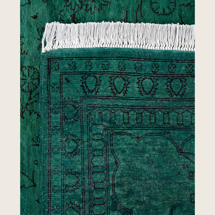 Green Traditional Samsara Wool Rug - 6'2" x 8'10"
