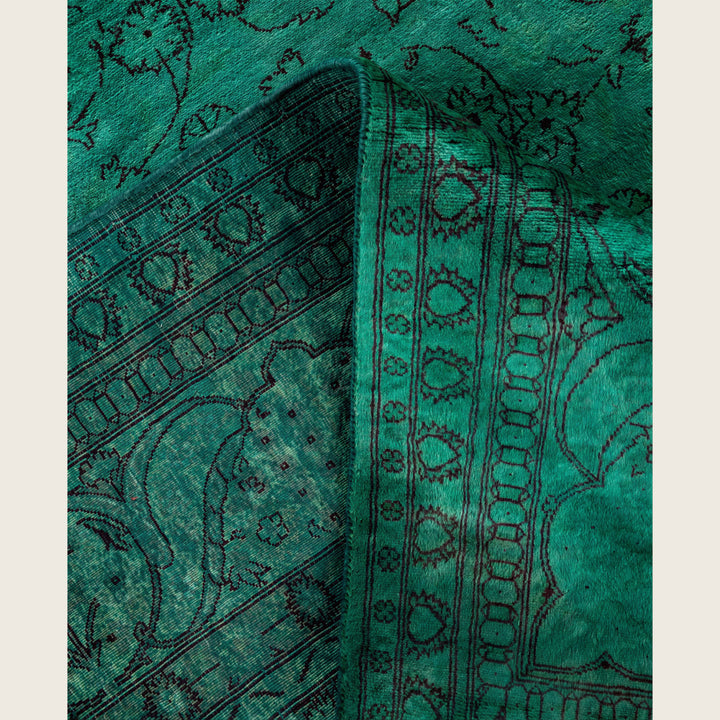 Green Traditional Samsara Wool Rug - 6'2" x 8'10"