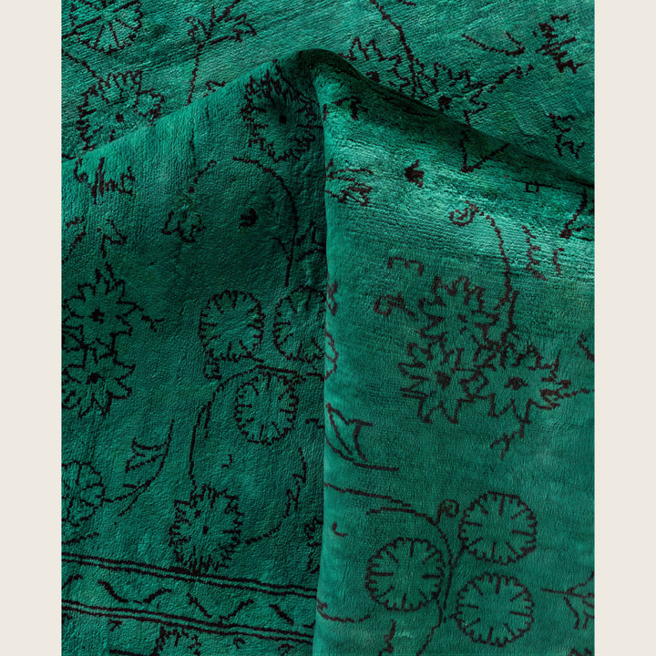 Green Traditional Samsara Wool Rug - 6'2" x 8'10"