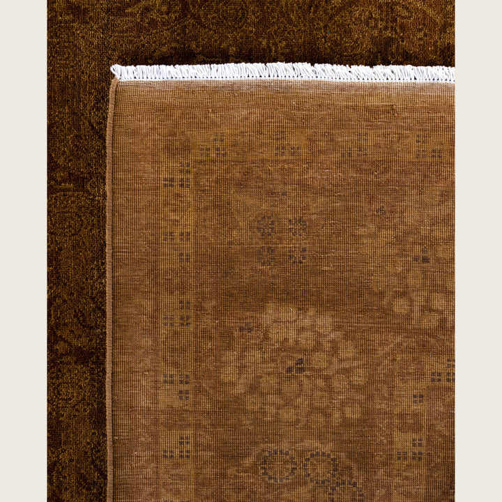 Gold Traditional Samsara Wool Rug - 8'3" x 10'4"
