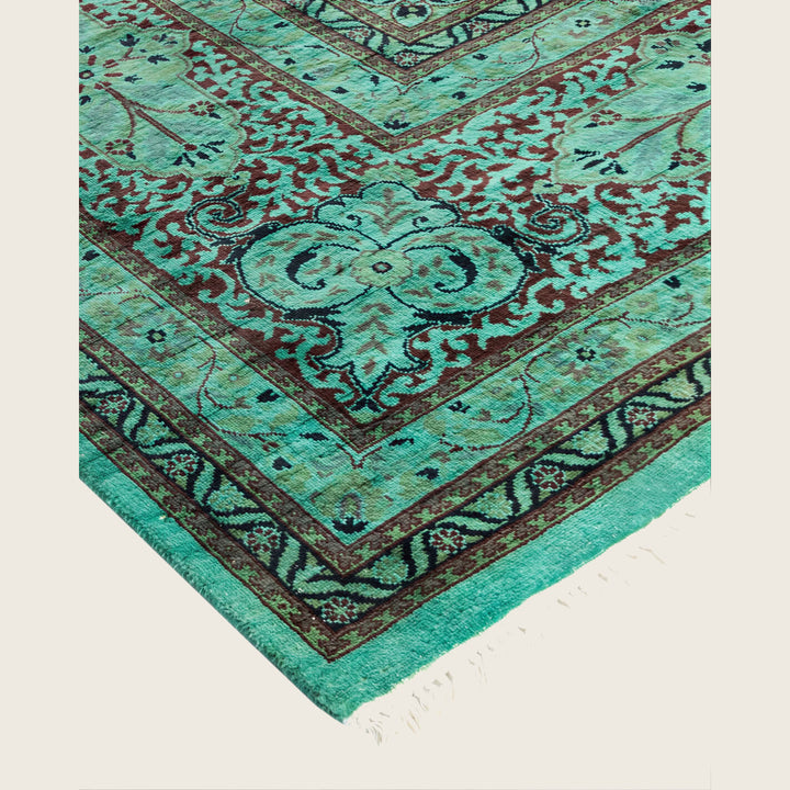 Green Traditional Samsara Wool Rug - 10'1" x 14'2"