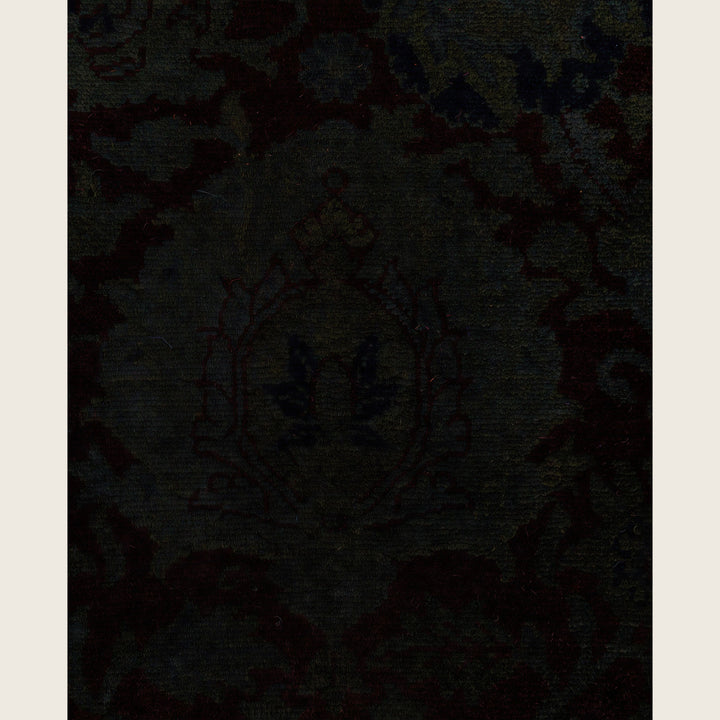 Black Traditional Samsara Wool Rug - 4'1" x 6'2"