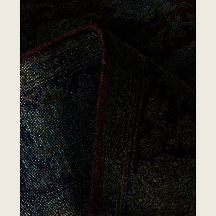 Black Traditional Samsara Wool Rug - 4'1" x 6'2"