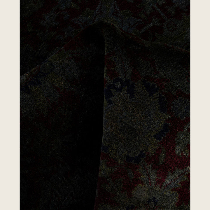 Black Traditional Samsara Wool Rug - 4'1" x 6'2"