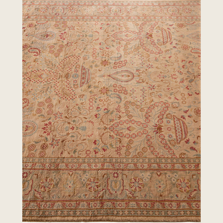 Beige Traditional Samsara Wool Rug - 4'2" x 6'4"