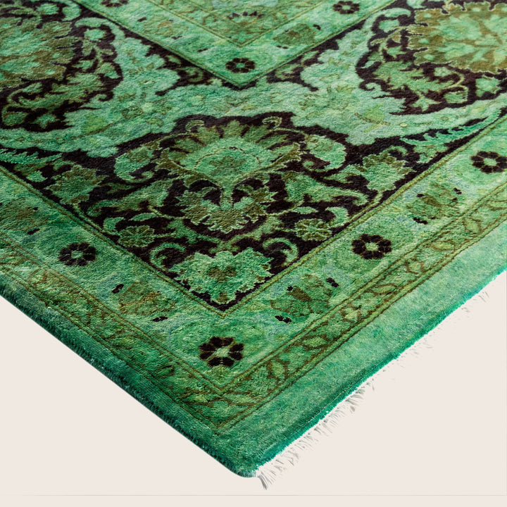 Green Traditional Samsara Wool Rug - 9'1" x 11'9"