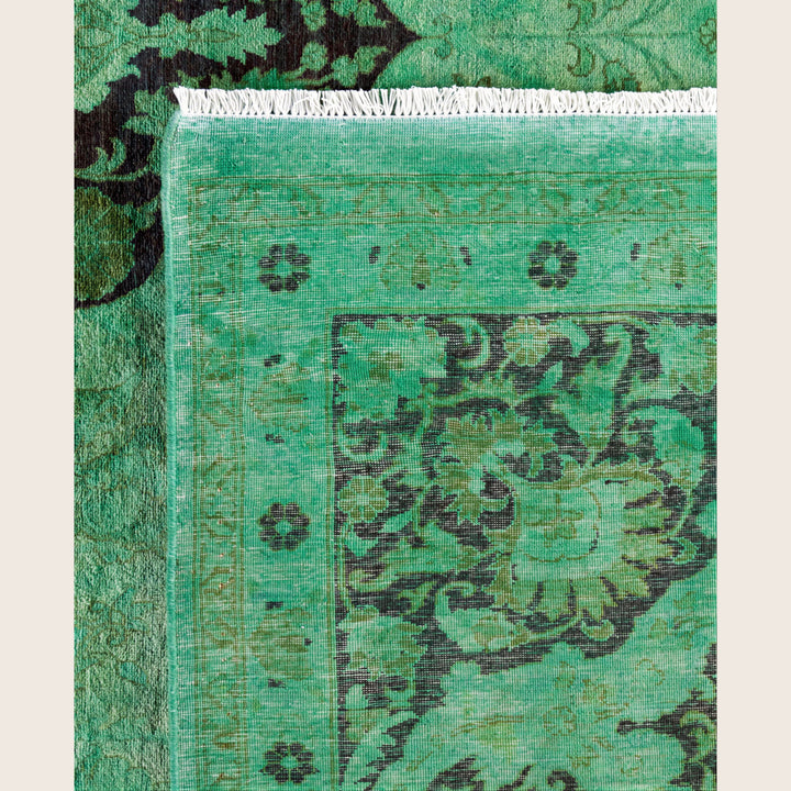 Green Traditional Samsara Wool Rug - 9'1" x 11'9"