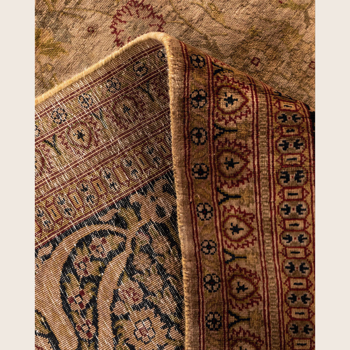 Brown Traditional Samsara Wool Rug - 6'3" x 9'