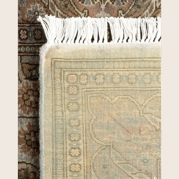 Grey Traditional Samsara Wool Runner - 2'7" x 12'6"