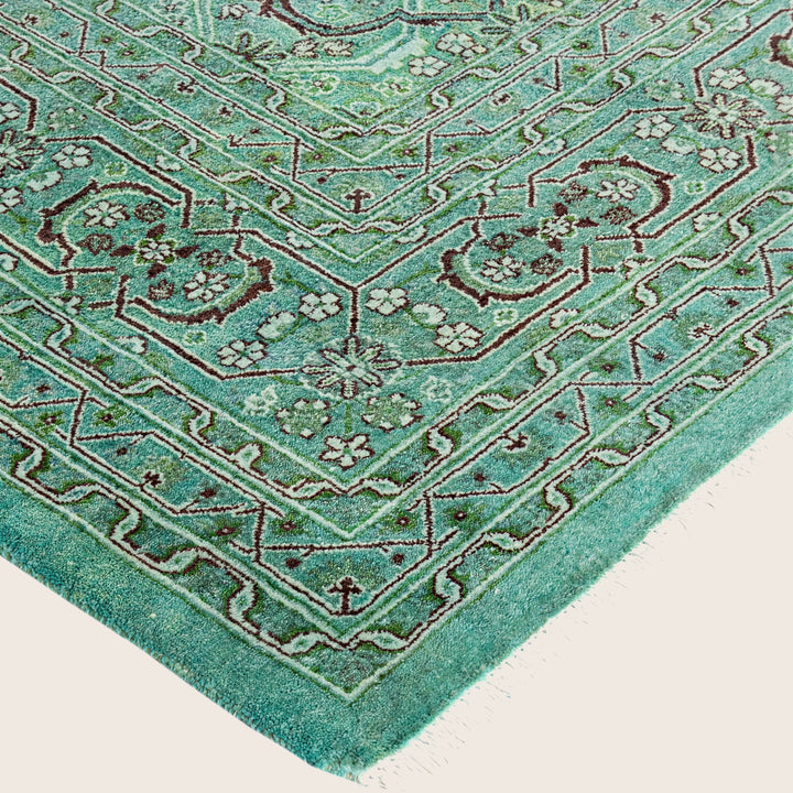 Green Traditional Samsara Wool Rug - 6'2" x 9'1"