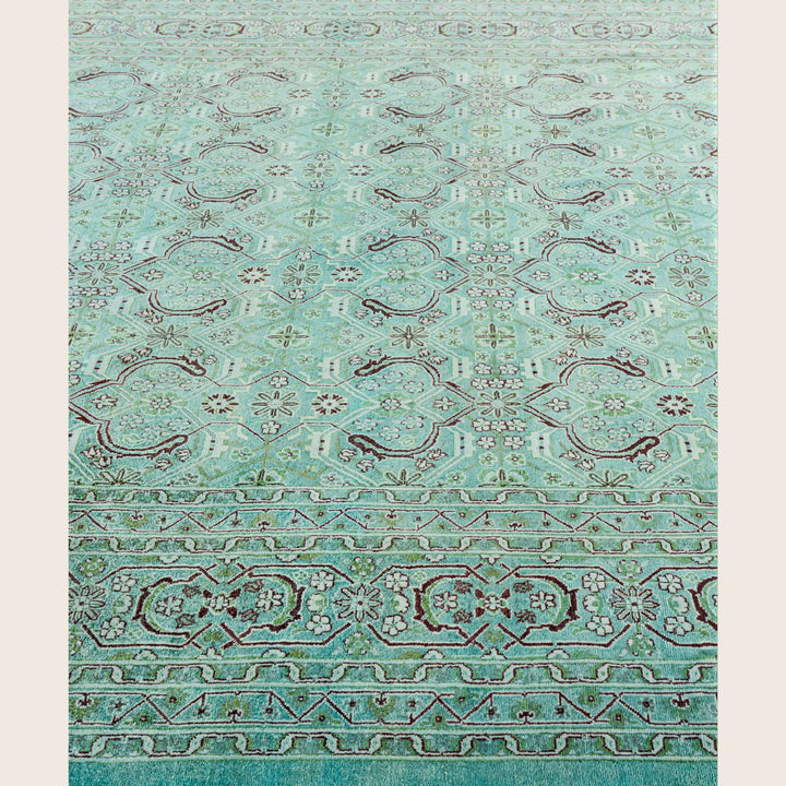 Green Traditional Samsara Wool Rug - 6'2" x 9'1"