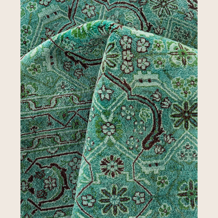 Green Traditional Samsara Wool Rug - 6'2" x 9'1"
