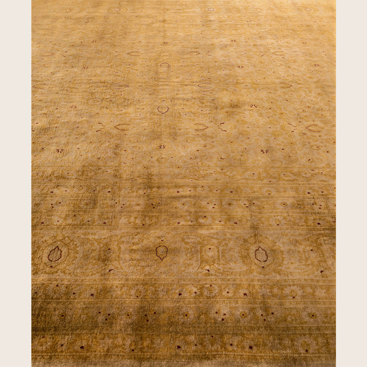 Gold Traditional Samsara Wool Rug - 9' x 12'