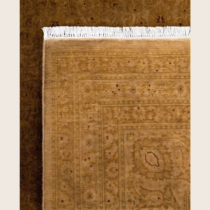 Gold Traditional Samsara Wool Rug - 9' x 12'
