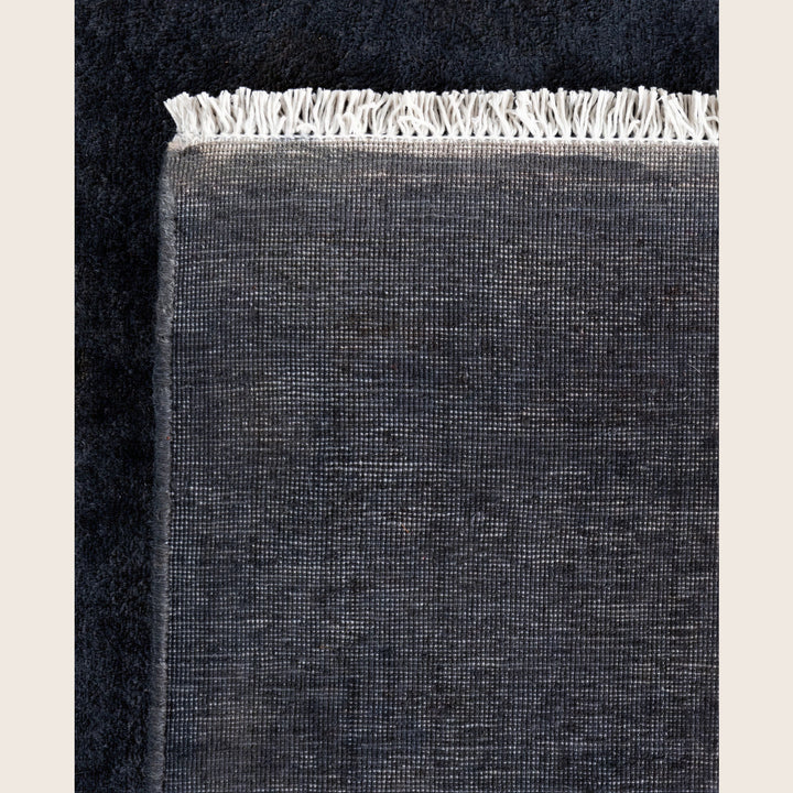 Black Traditional Samsara Wool Rug - 8'1" x 10'4"