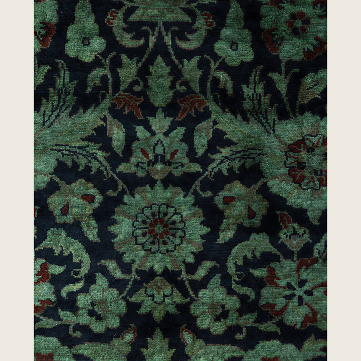 Green Traditional Samsara Wool Runner - 2'7" x 12'