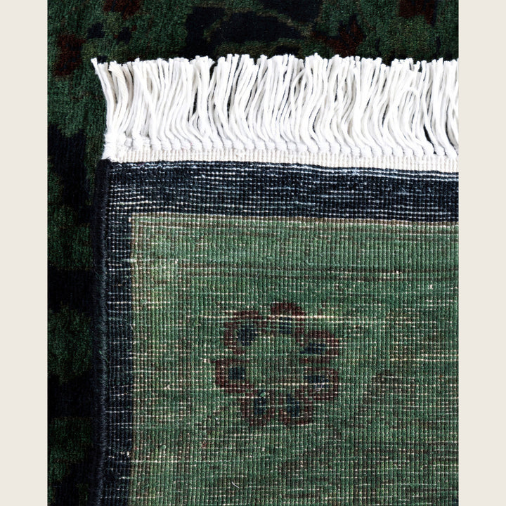 Green Traditional Samsara Wool Runner - 2'7" x 12'