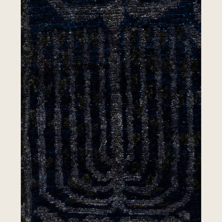 Navy Traditional Samsara Wool Rug - 6'1" x 8'10"