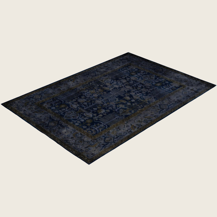 Navy Traditional Samsara Wool Rug - 6'1" x 8'10"