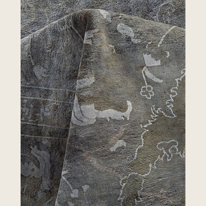 Grey Traditional Samsara Wool Rug - 9'2" x 12'5"