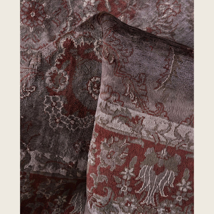Brown Traditional Samsara Wool Rug - 4'2" x 6'4"