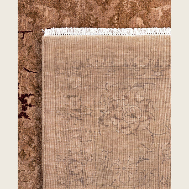 Brown Traditional Samsara Wool Rug - 9'1" x 12'