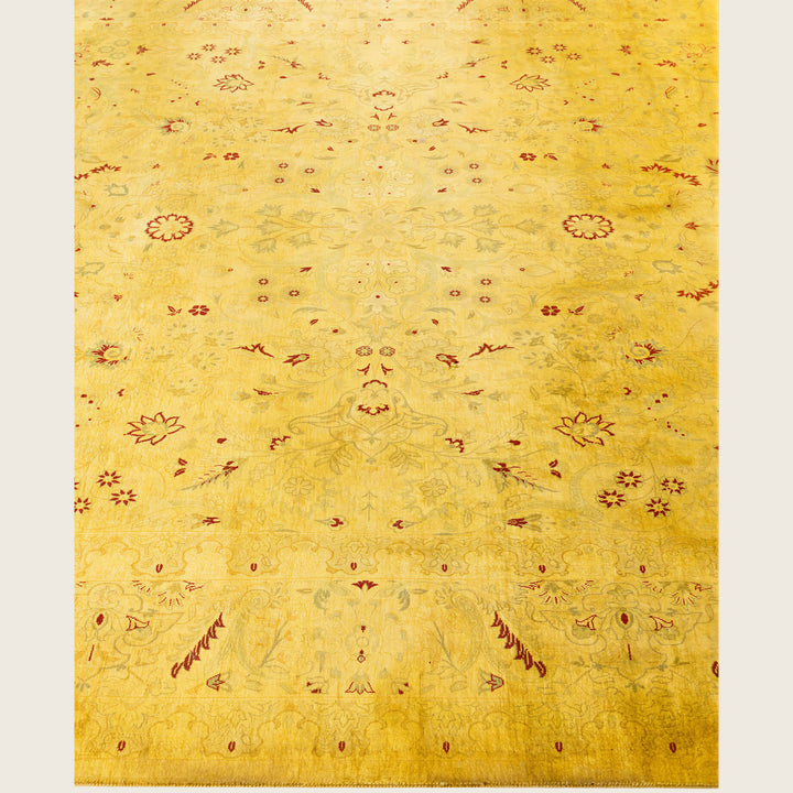 Gold Traditional Samsara Wool Rug - 8'1" x 8'5"