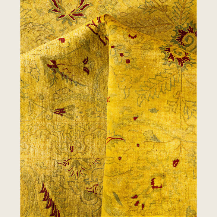 Gold Traditional Samsara Wool Rug - 8'1" x 8'5"